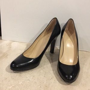 Black Ralph Lauren patent leather pumps
